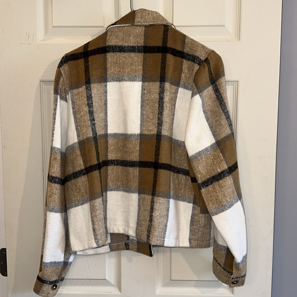 Flannel Jacket - Picture 2 of 2